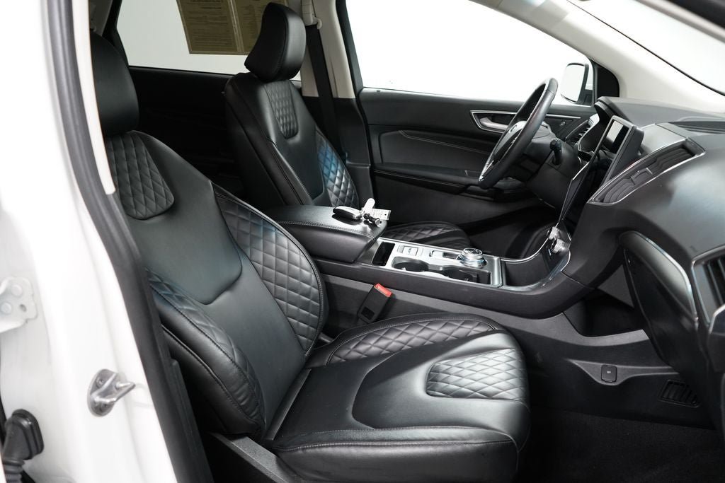 Certified 2023 Ford Edge Titanium AWD/4WD image 35