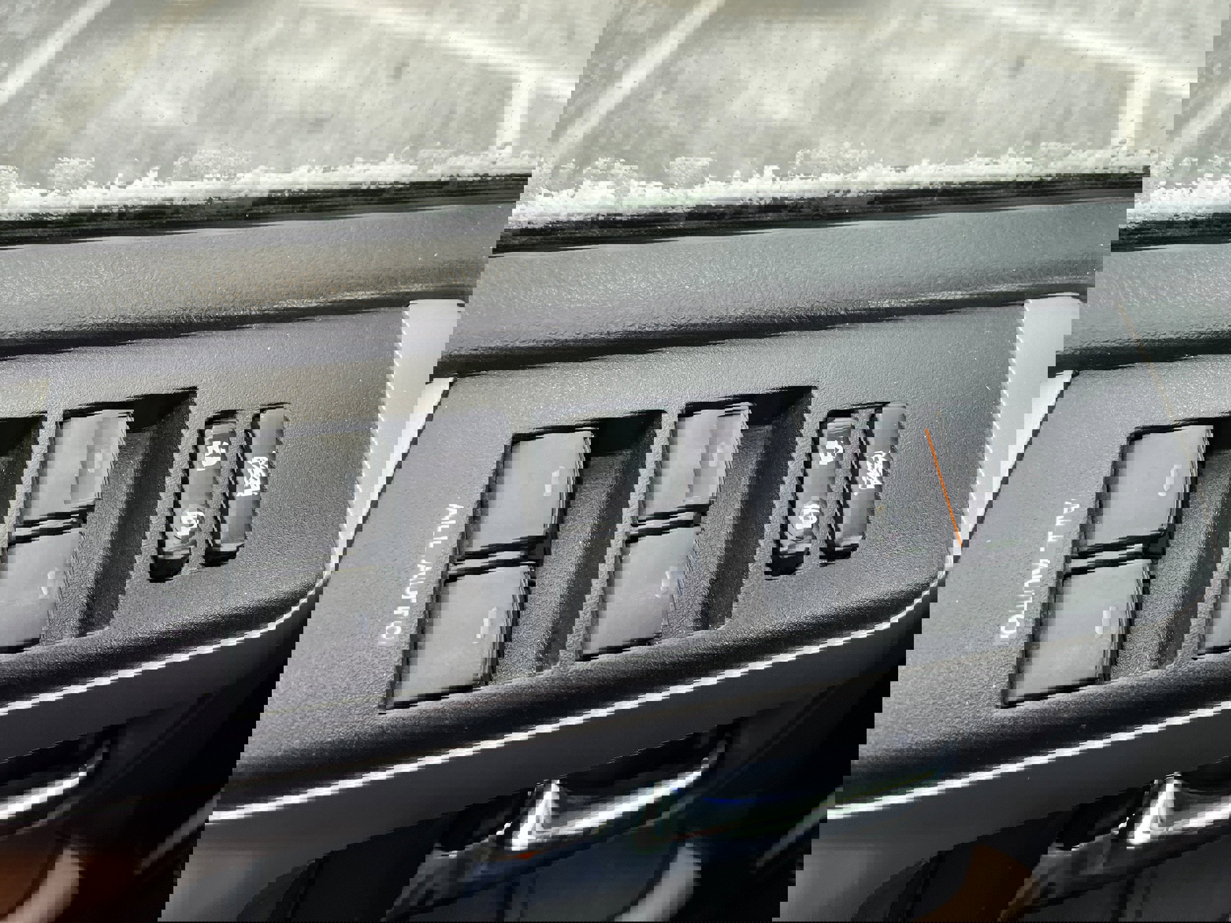 Used 2018 Toyota 4Runner Limited image 25