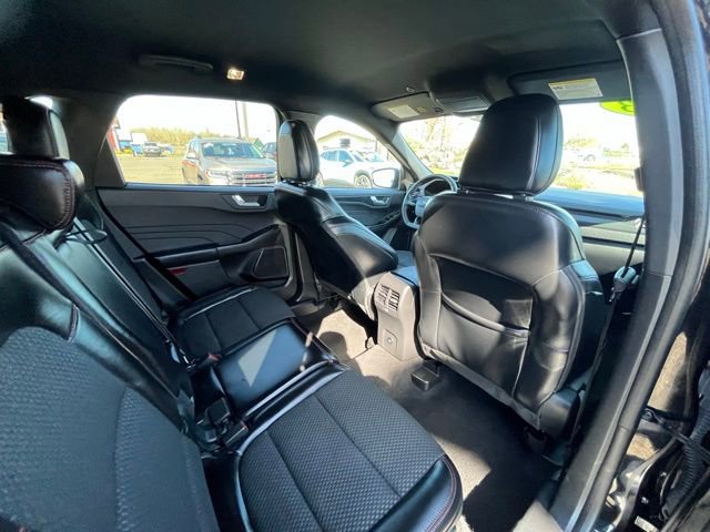 Certified 2023 Ford Escape ST-Line AWD/4WD image 12