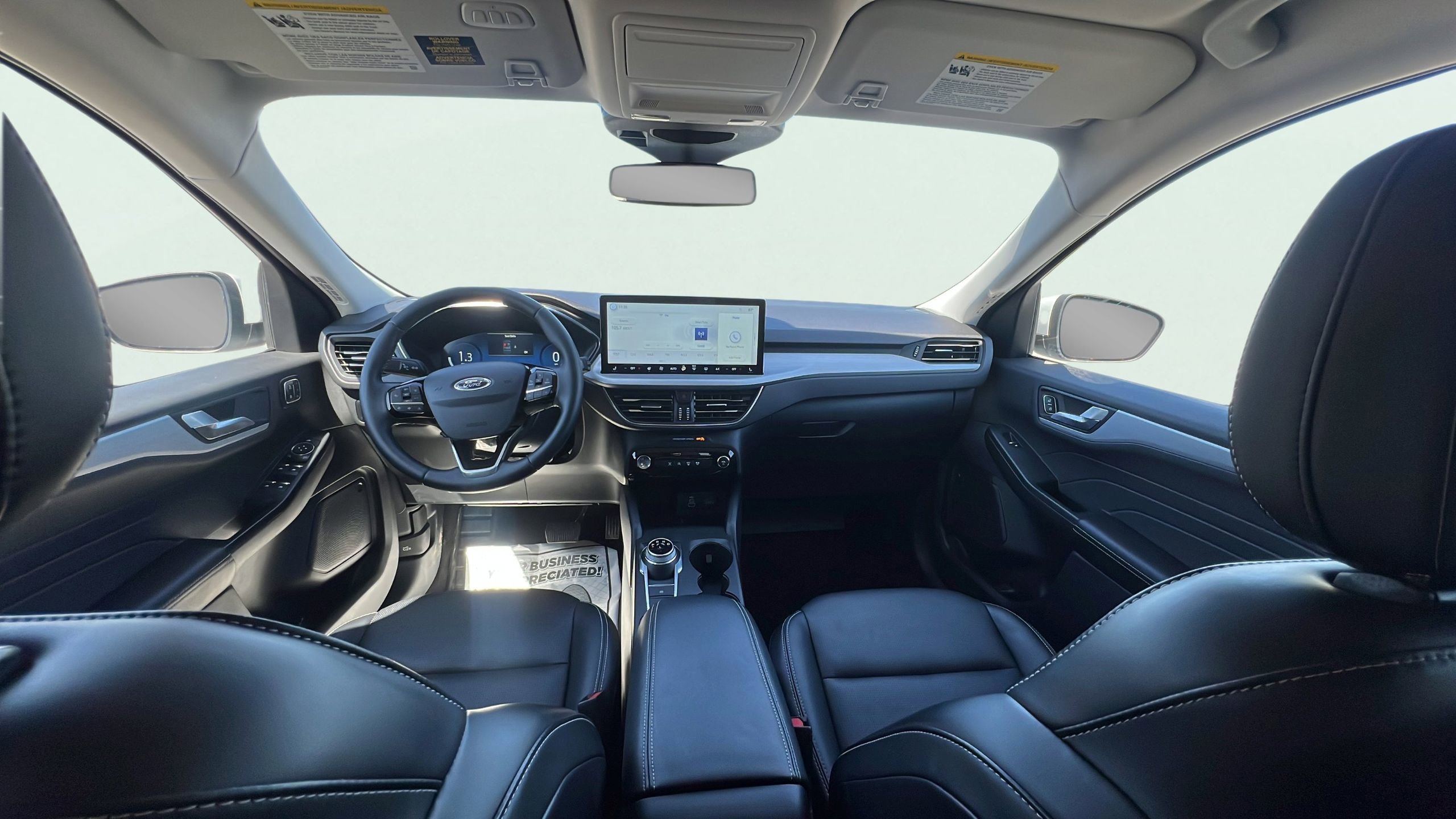 Certified 2025 Ford Escape Platinum AWD/4WD image 18