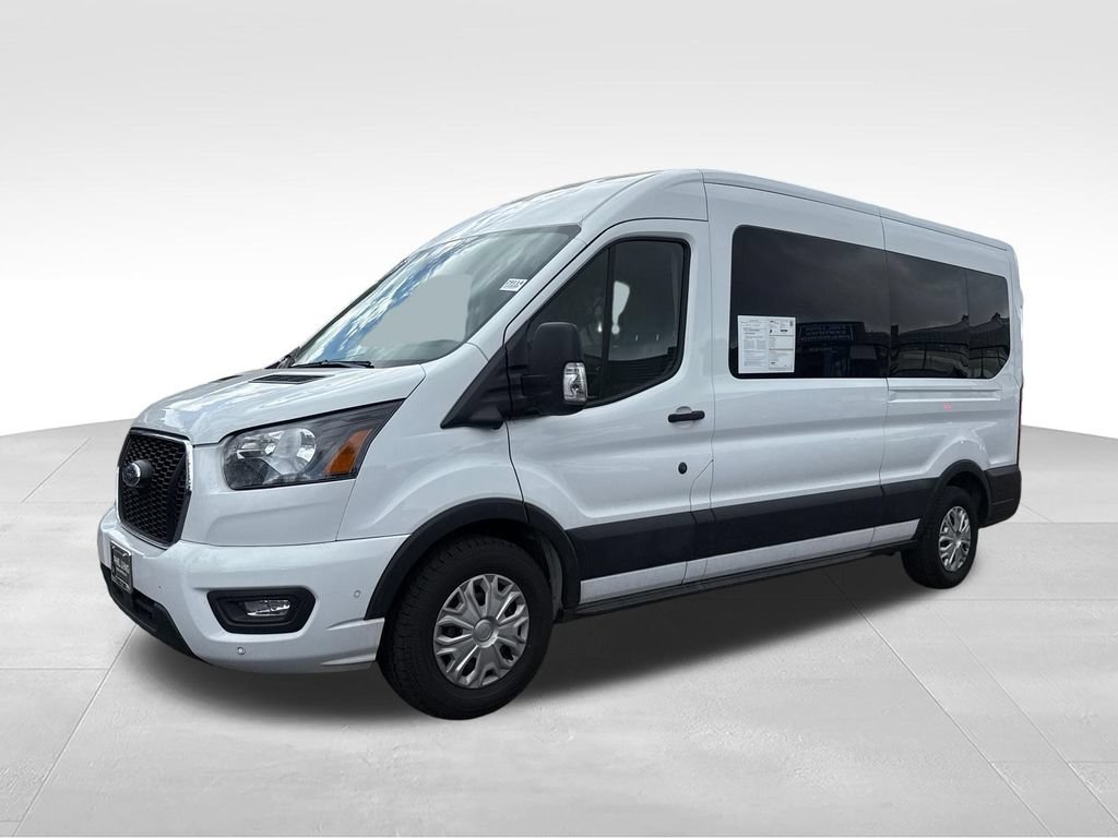 Certified 2023 Ford Transit 350 XLT RWD image 3