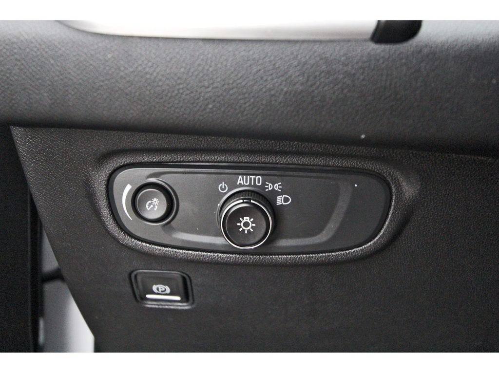 Used 2023 GMC Terrain SLE w/ Driver Convenience Package AWD/4WD image 20