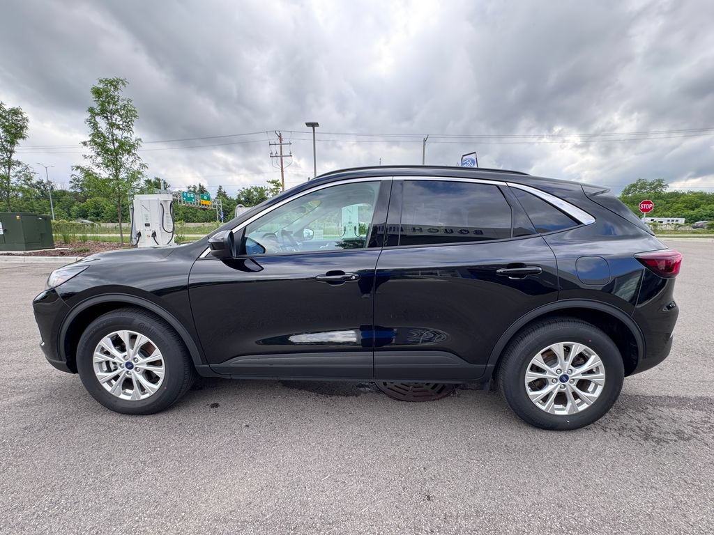 Certified 2023 Ford Escape Active w/ Tech Pack #2 AWD/4WD image 6