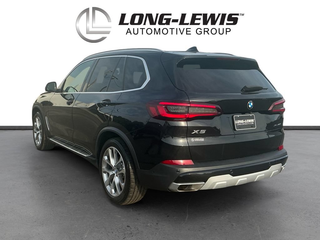 Used 2023 BMW X5 xDrive40i w/ Premium Package AWD/4WD image 4