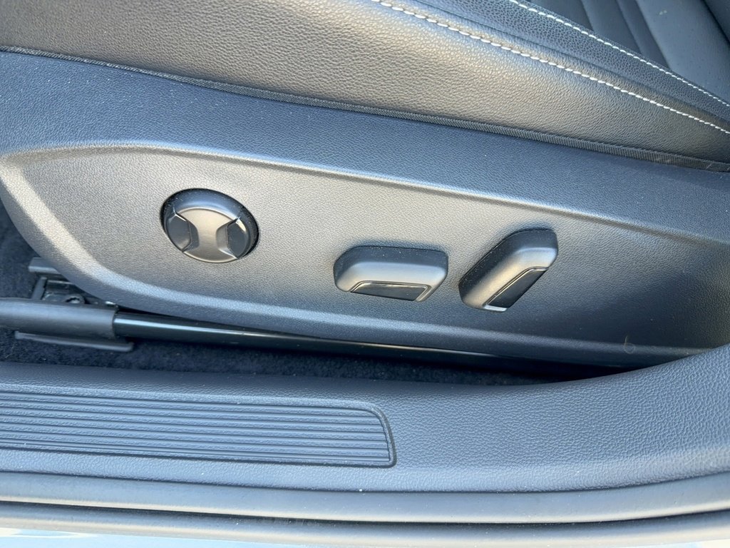 Used 2021 Volkswagen Jetta SE image 35