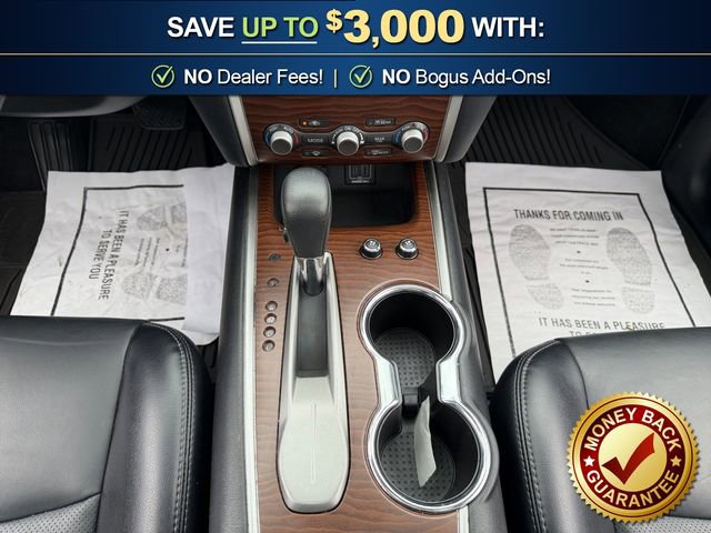 Used 2020 Nissan Pathfinder Platinum FWD image 20