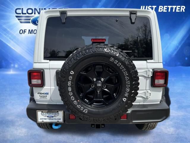 Used 2023 Jeep Wrangler Unlimited w/ Cold Weather Group AWD/4WD image 9