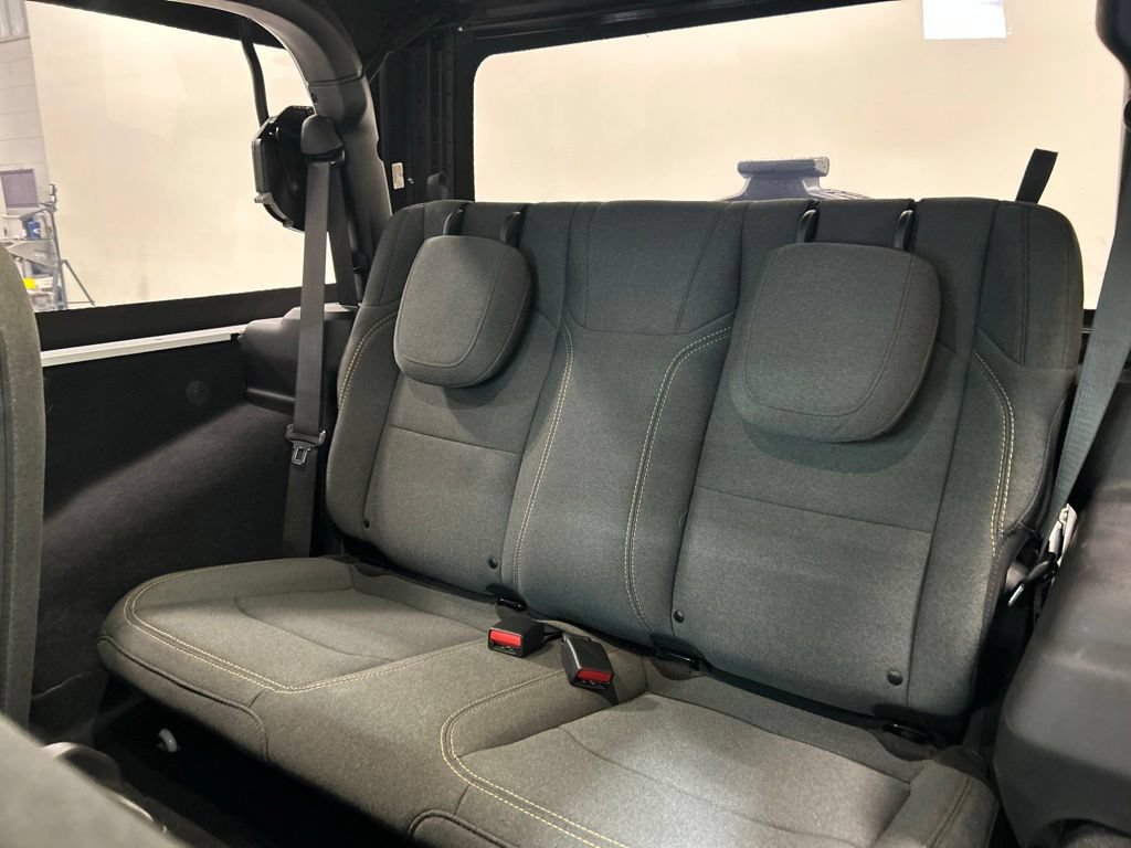 Used 2024 Jeep Wrangler Sport AWD/4WD image 27