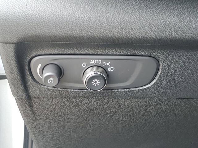 Used 2023 Buick Envision Essence image 20