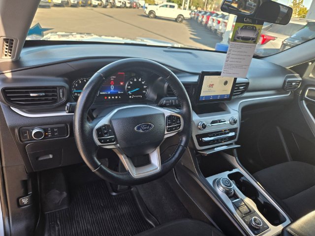 Certified 2022 Ford Explorer XLT AWD/4WD image 6