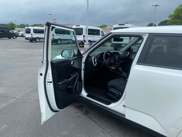 Used 2021 Kia Soul LX FWD image 10