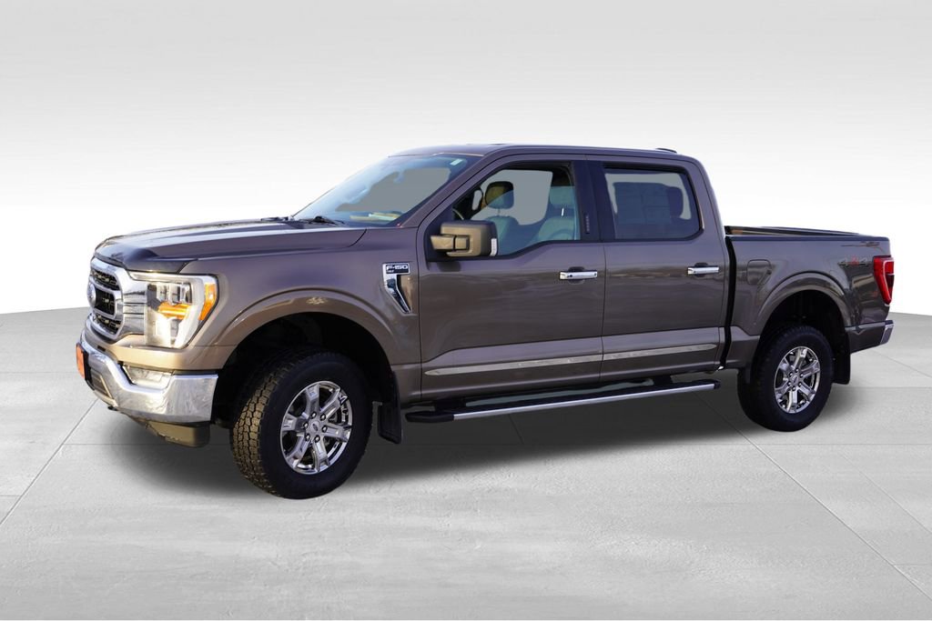 Certified 2021 Ford F150 XLT w/ Equipment Group 302A High image 11