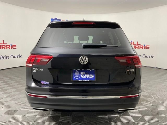 Used 2020 Volkswagen Tiguan SE w/ Panoramic Sunroof Package image 4