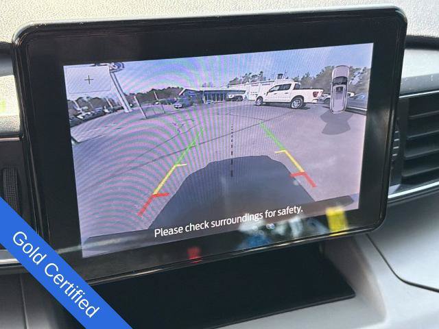 Certified 2022 Ford Explorer XLT w/ Equipment Group 202A AWD/4WD image 10