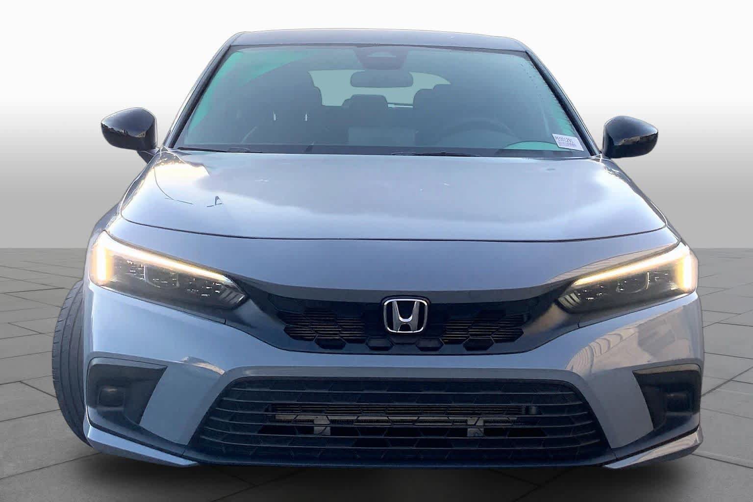Used 2023 Honda Civic Sport image 4