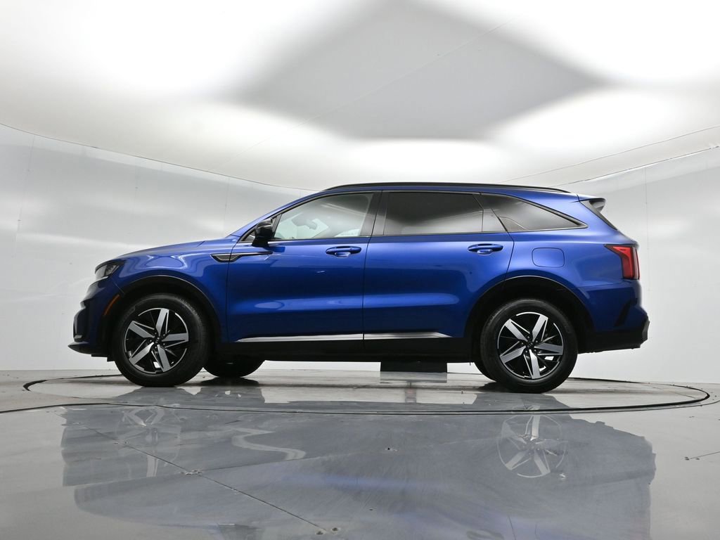Used 2021 Kia Sorento EX image 25