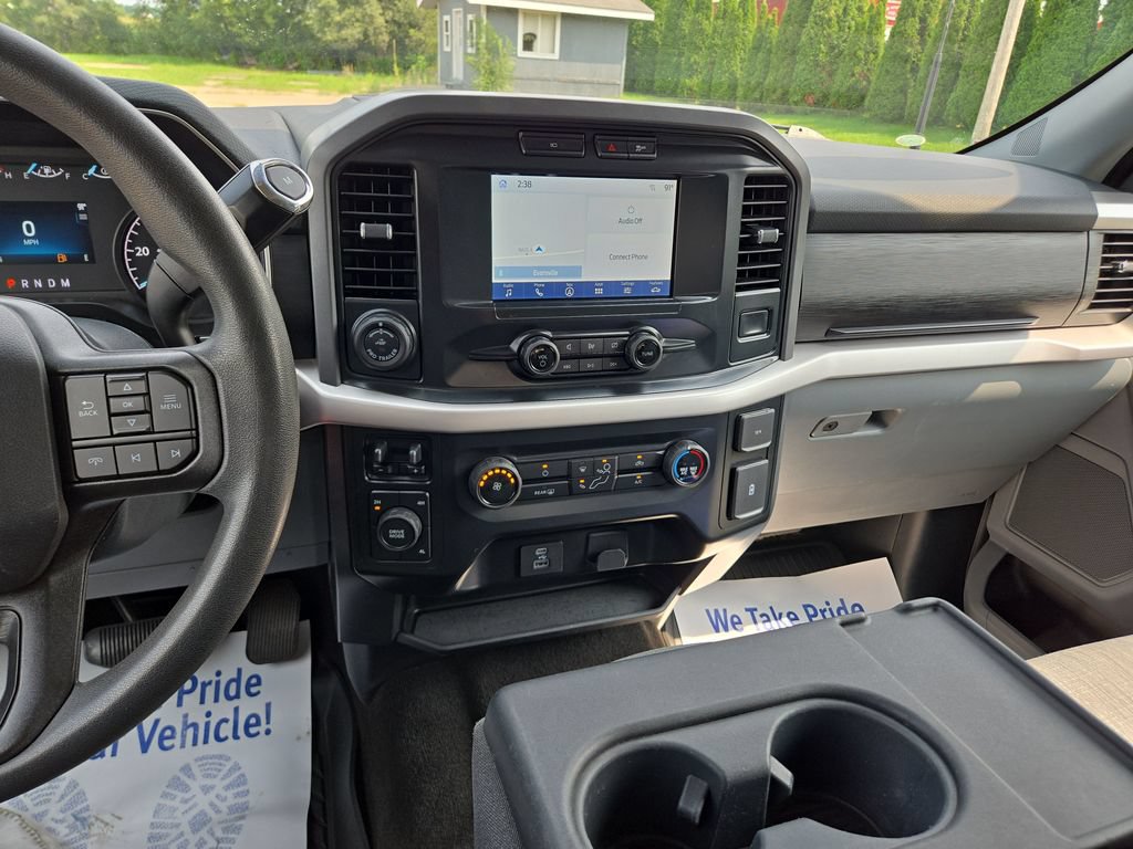 Certified 2022 Ford F150 XLT w/ Trailer Tow Package AWD/4WD image 17