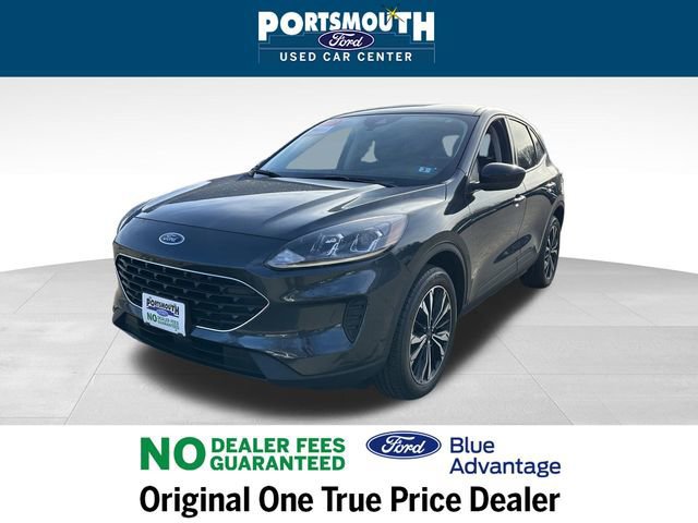 Certified 2022 Ford Escape SE w/ SE Sport Appearance Package image 8