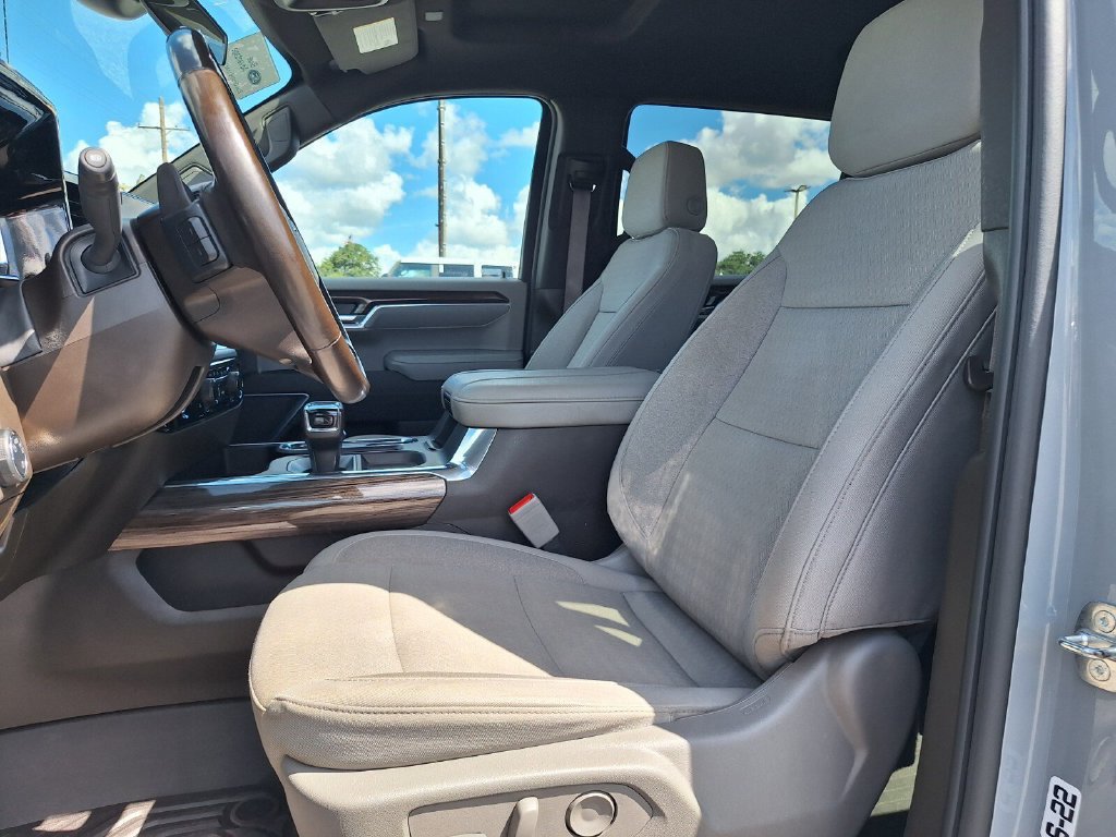Used 2024 Chevrolet Silverado 1500 LT AWD/4WD image 22