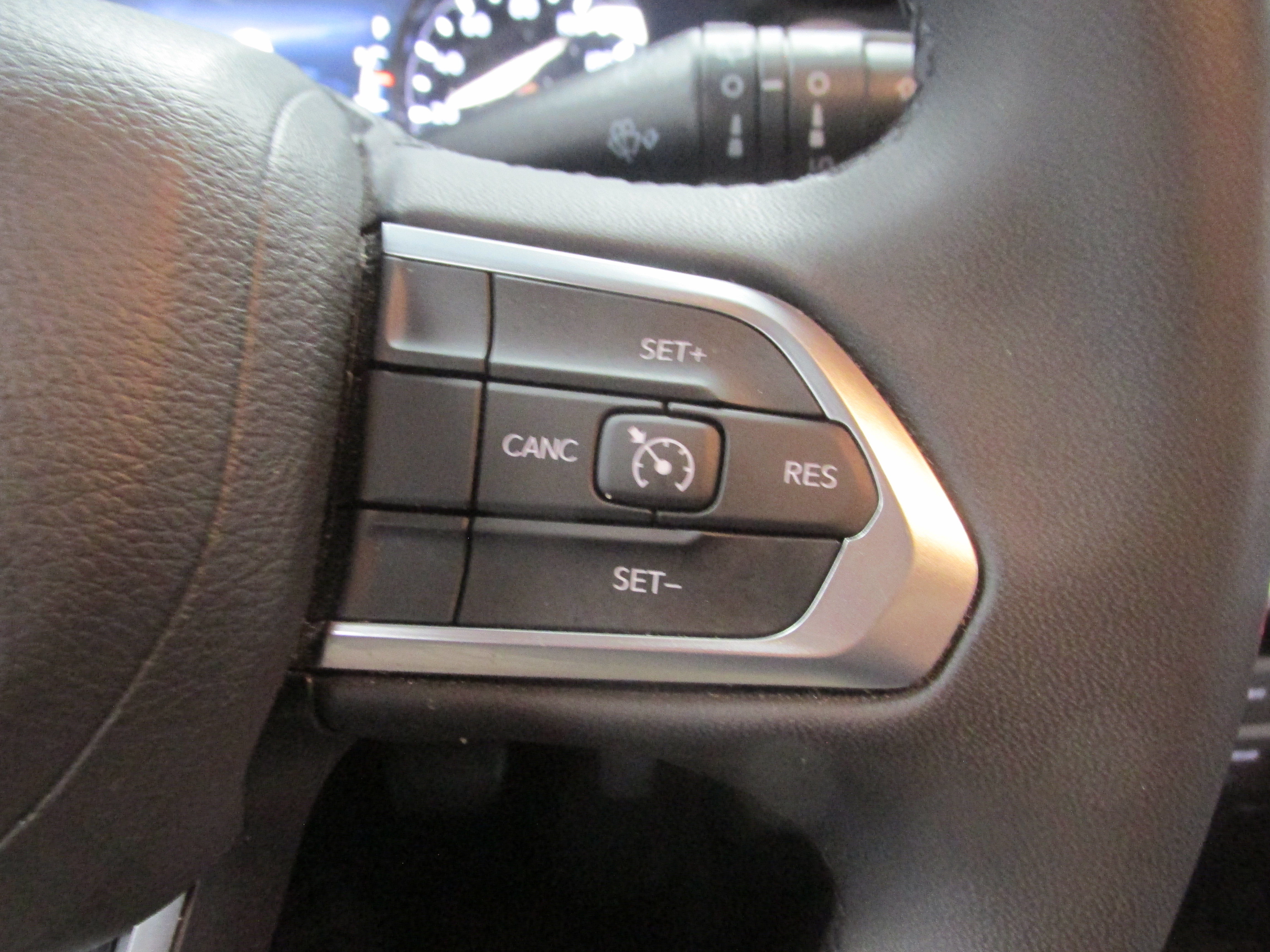 Used 2024 Jeep Compass Latitude AWD/4WD image 31