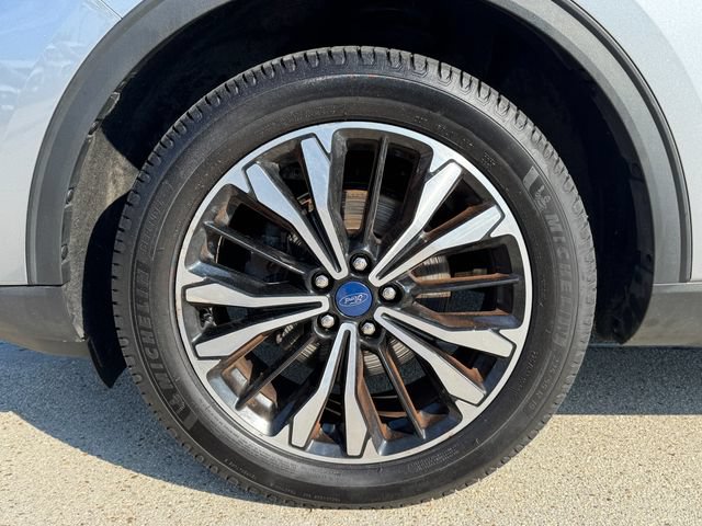 Certified 2021 Ford Escape SE w/ SE Sport Appearance Package AWD/4WD image 13