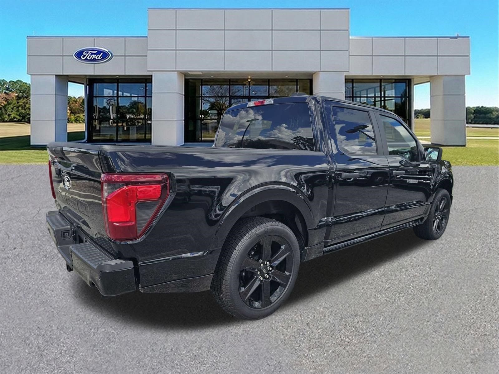 Certified 2025 Ford F150 STX w/ LOBO Package AWD/4WD image 4
