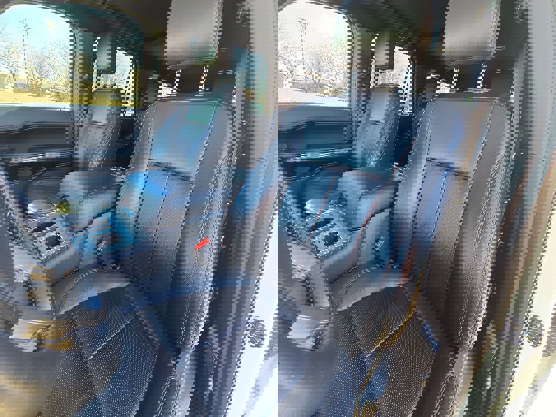 Certified 2020 Ford Expedition Max XLT w/ Equipment Group 202A image 11