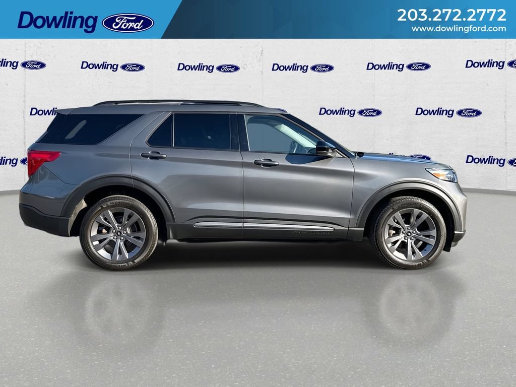 Certified 2023 Ford Explorer XLT w/ Equipment Group 202A AWD/4WD image 9