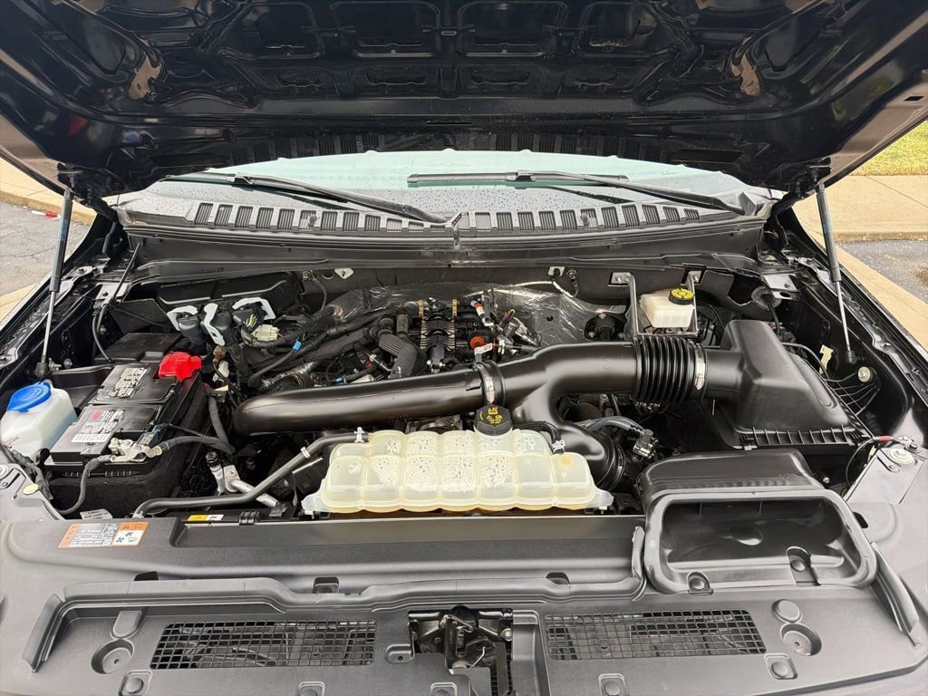 Certified 2024 Ford Expedition Limited image 29