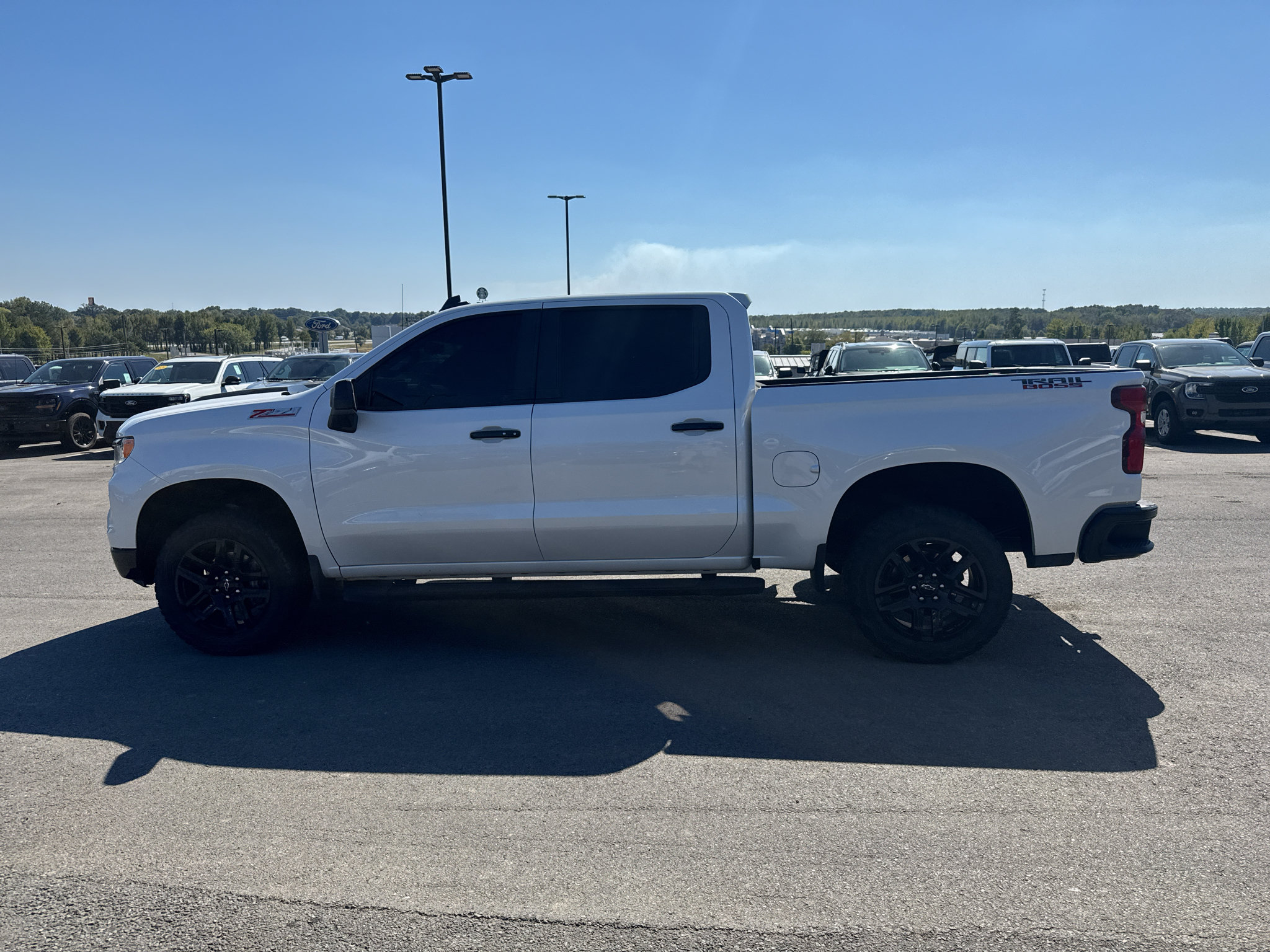 Used 2023 Chevrolet Silverado 1500 LT Trail Boss w/ Protection Package AWD/4WD image 16