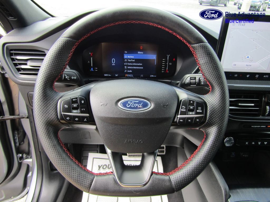 Certified 2023 Ford Escape ST-Line w/ Tech Pack #1 AWD/4WD image 10