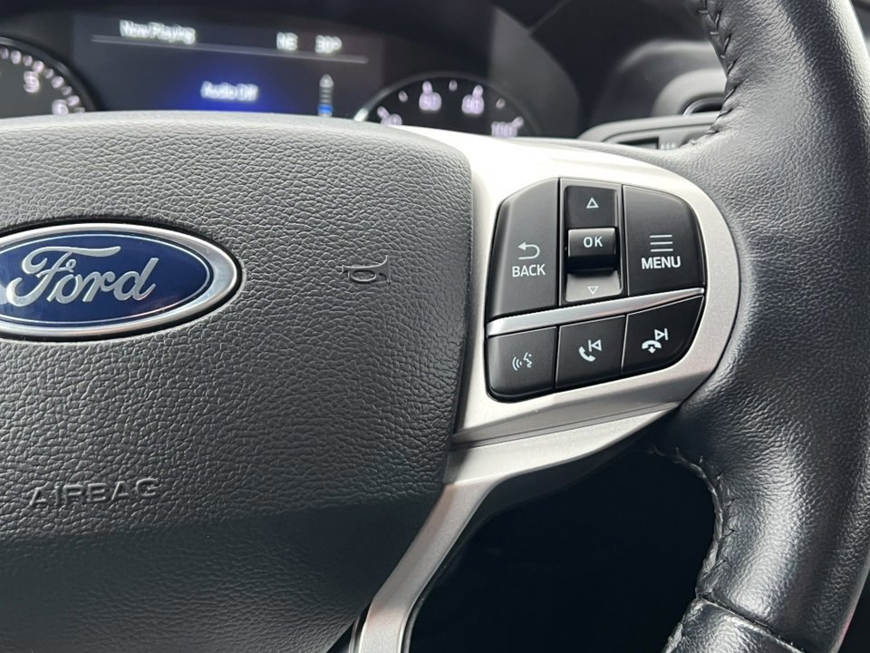 Certified 2022 Ford Explorer XLT w/ Equipment Group 202A image 25