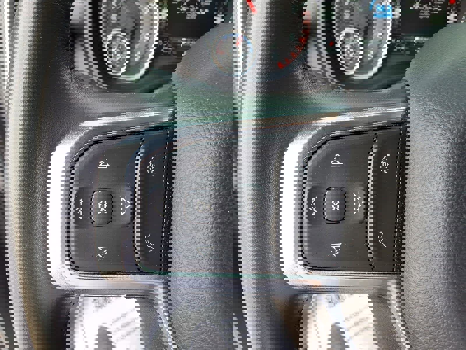 Used 2024 RAM 2500 Laramie image 8