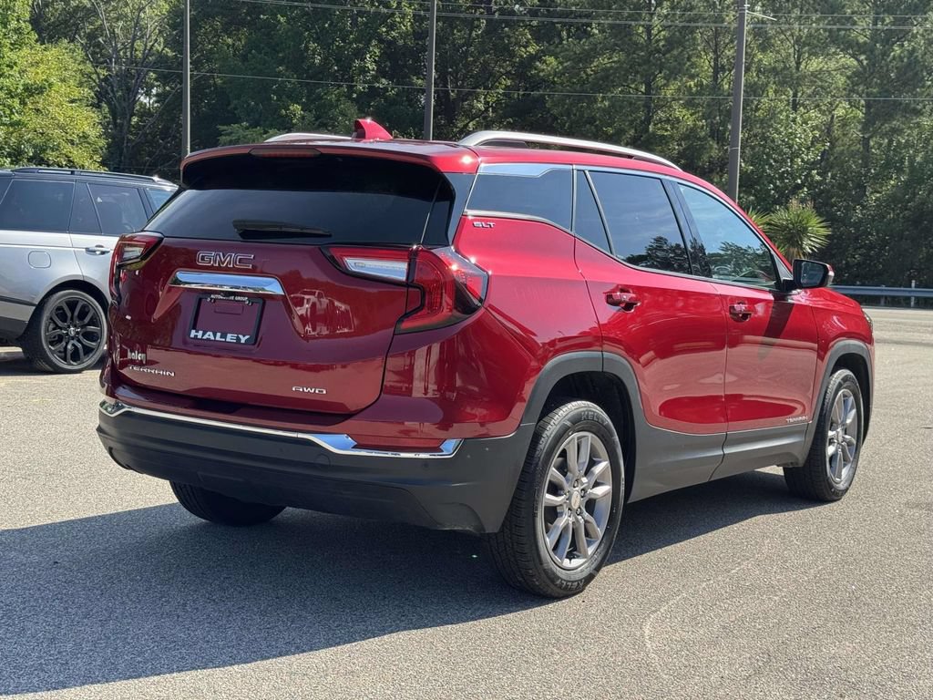 Used 2024 GMC Terrain SLT AWD/4WD image 23