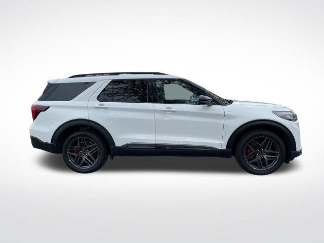 Certified 2025 Ford Explorer ST-Line w/ ST-Line Street Pack image 2