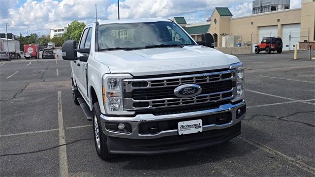 Certified 2025 Ford F350 XLT image 9