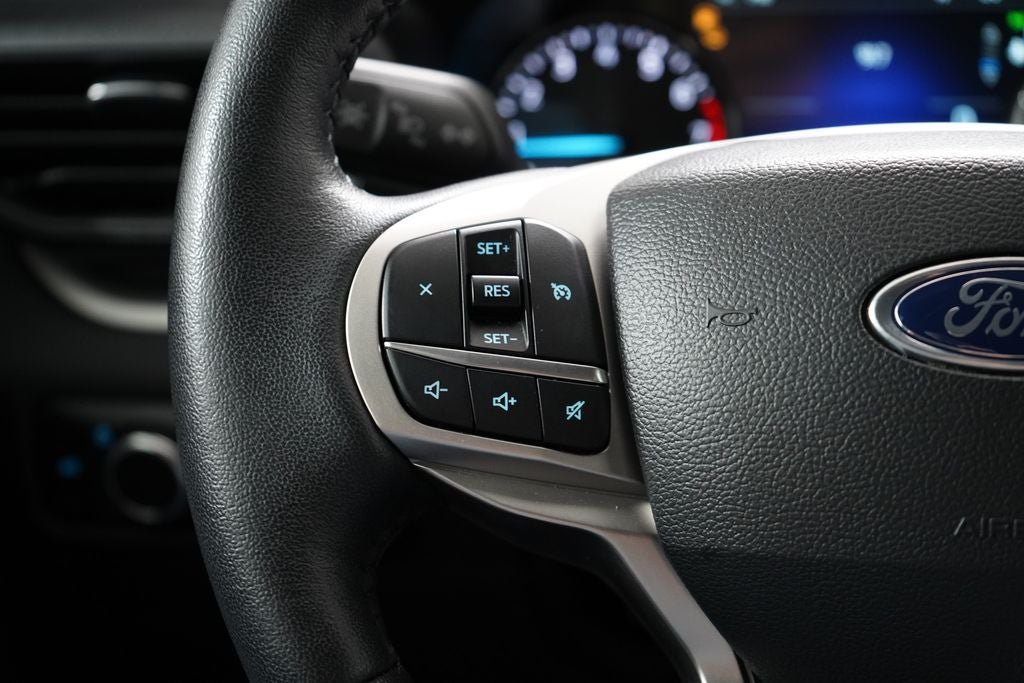 Certified 2024 Ford Explorer XLT AWD/4WD image 15