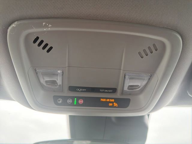 Used 2023 Chevrolet Malibu LT image 31