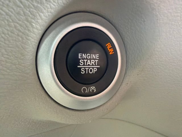 Used 2022 Chrysler Voyager LX FWD image 41