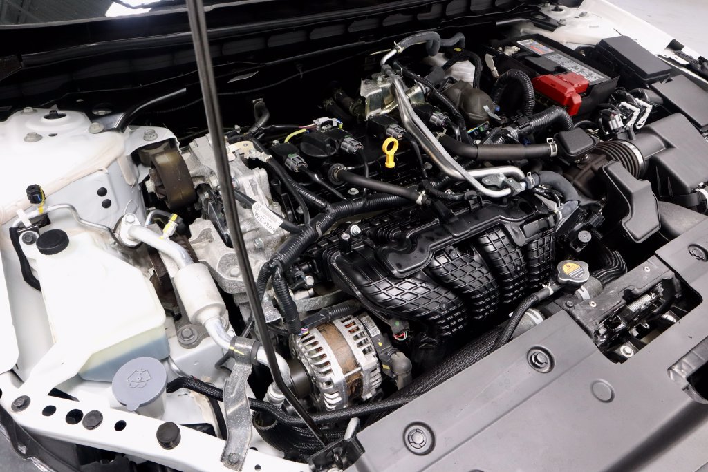 Used 2025 Nissan Altima 2.5 S FWD image 17