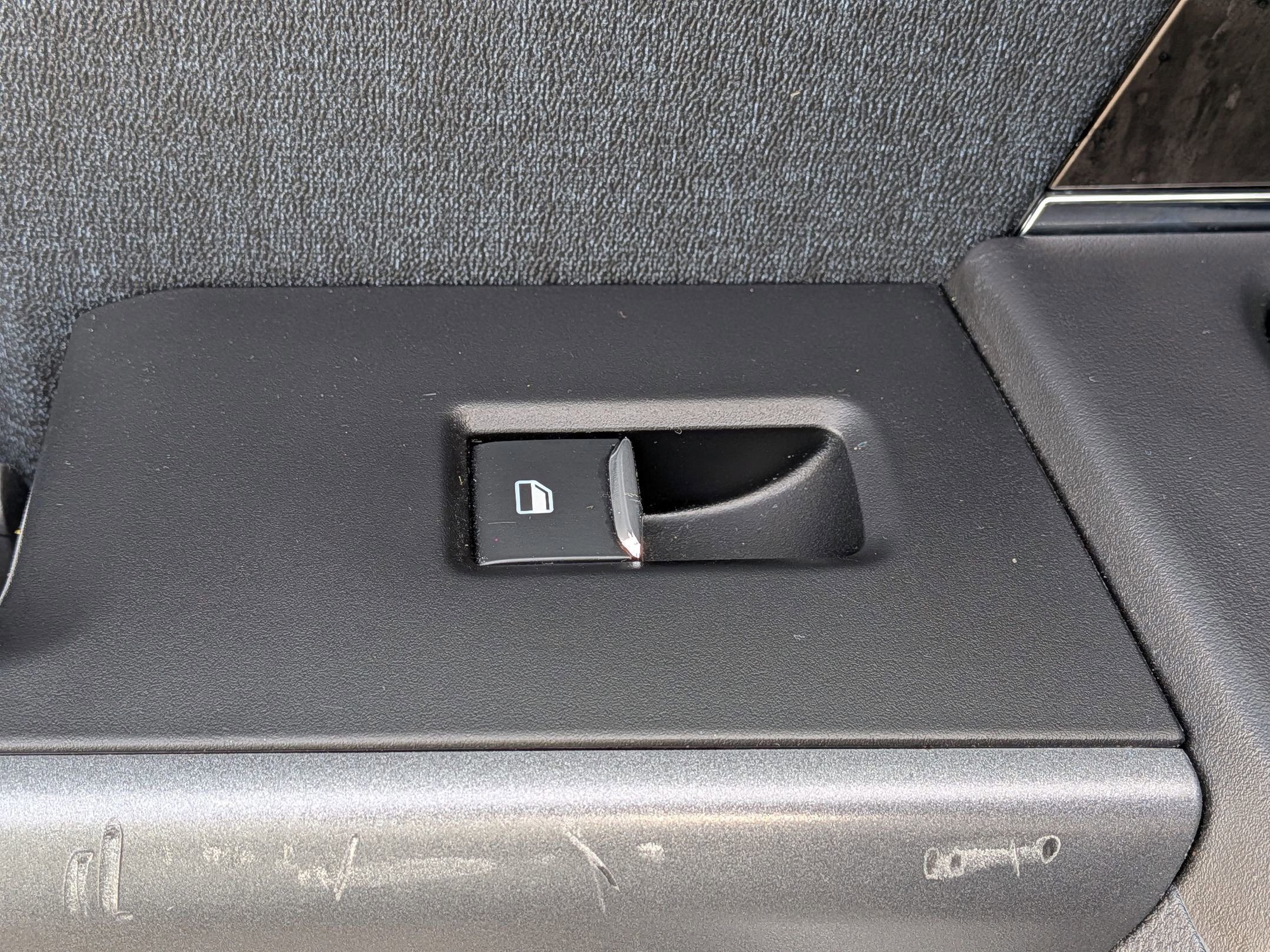 Certified 2023 Ford F150 Lariat w/ Equipment Group 502A High image 31