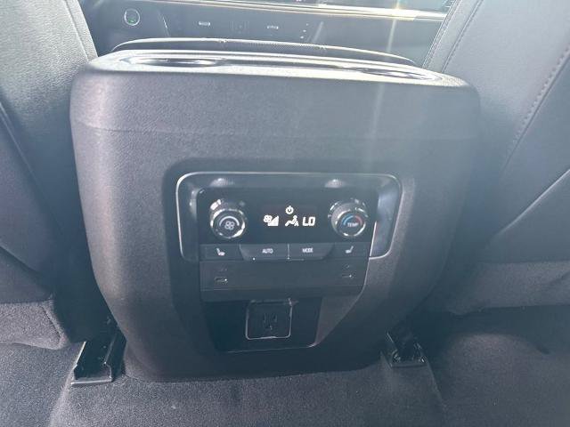 Used 2025 Chevrolet Tahoe RST w/ Comfort Package RWD image 17