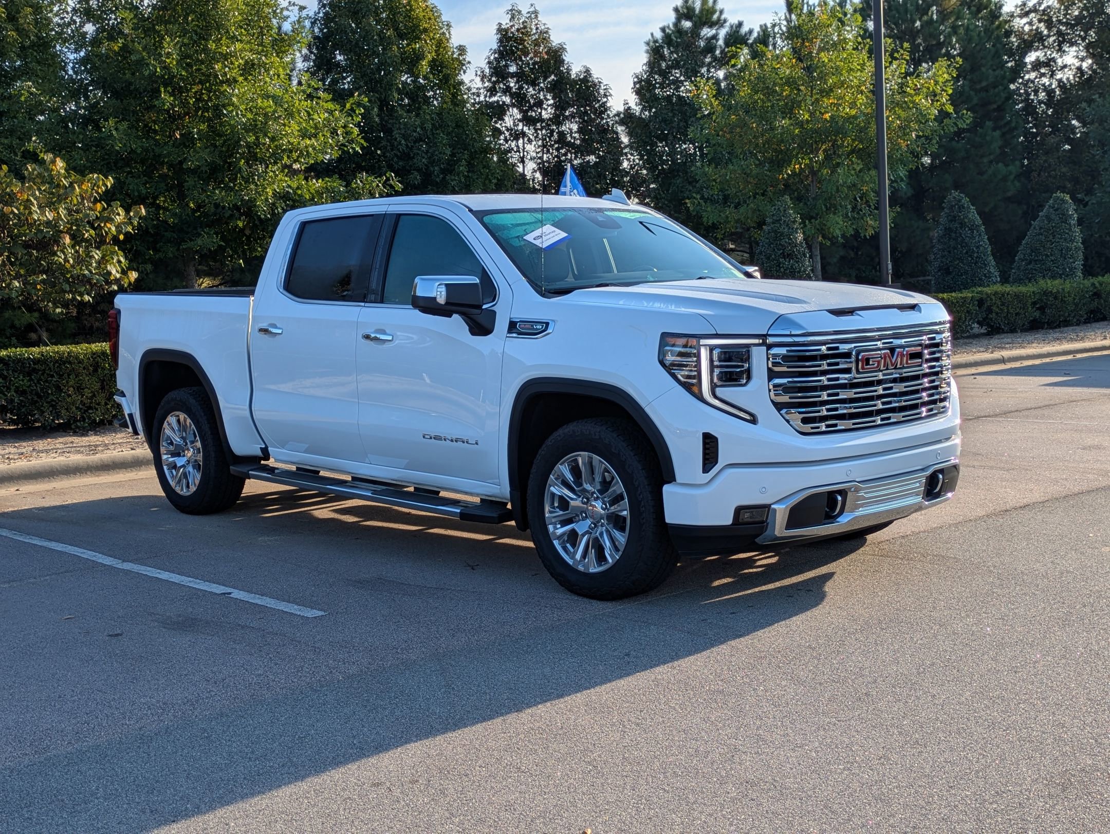 Used 2024 GMC Sierra 1500 Denali image 10