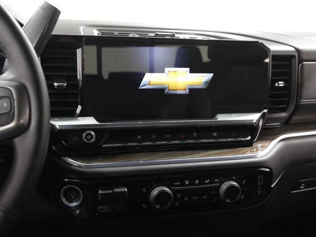 Used 2024 Chevrolet Silverado 1500 LT image 10