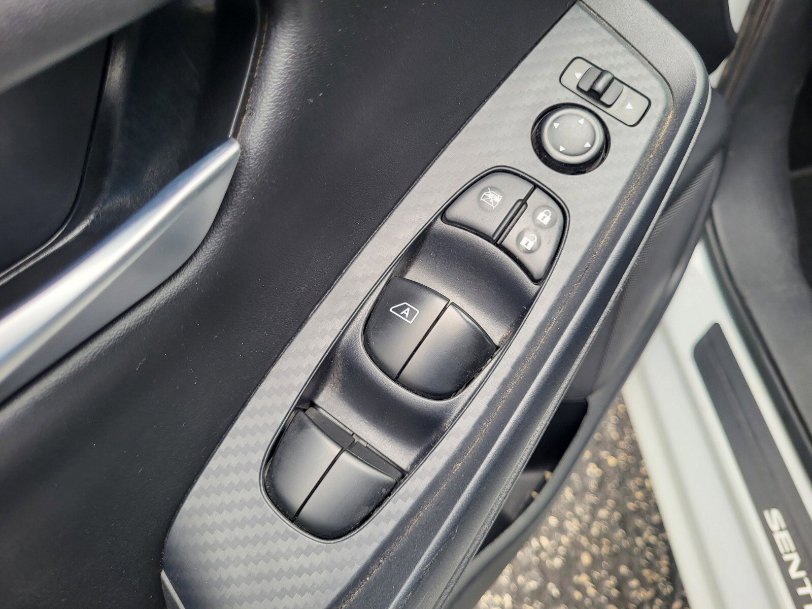 Used 2024 Nissan Sentra SV w/ All-Weather Package FWD image 18