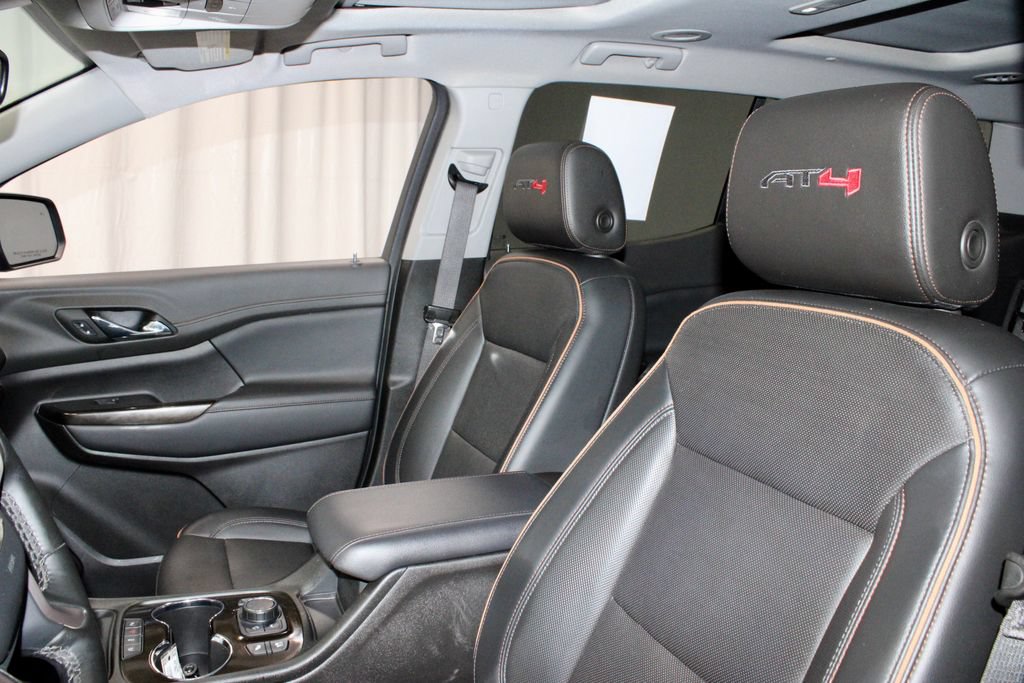 Used 2023 GMC Acadia AT4 w/ Technology Package AWD/4WD image 27