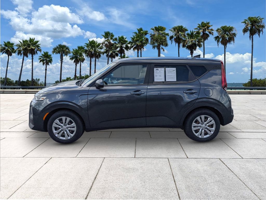 Used 2020 Kia Soul LX image 4
