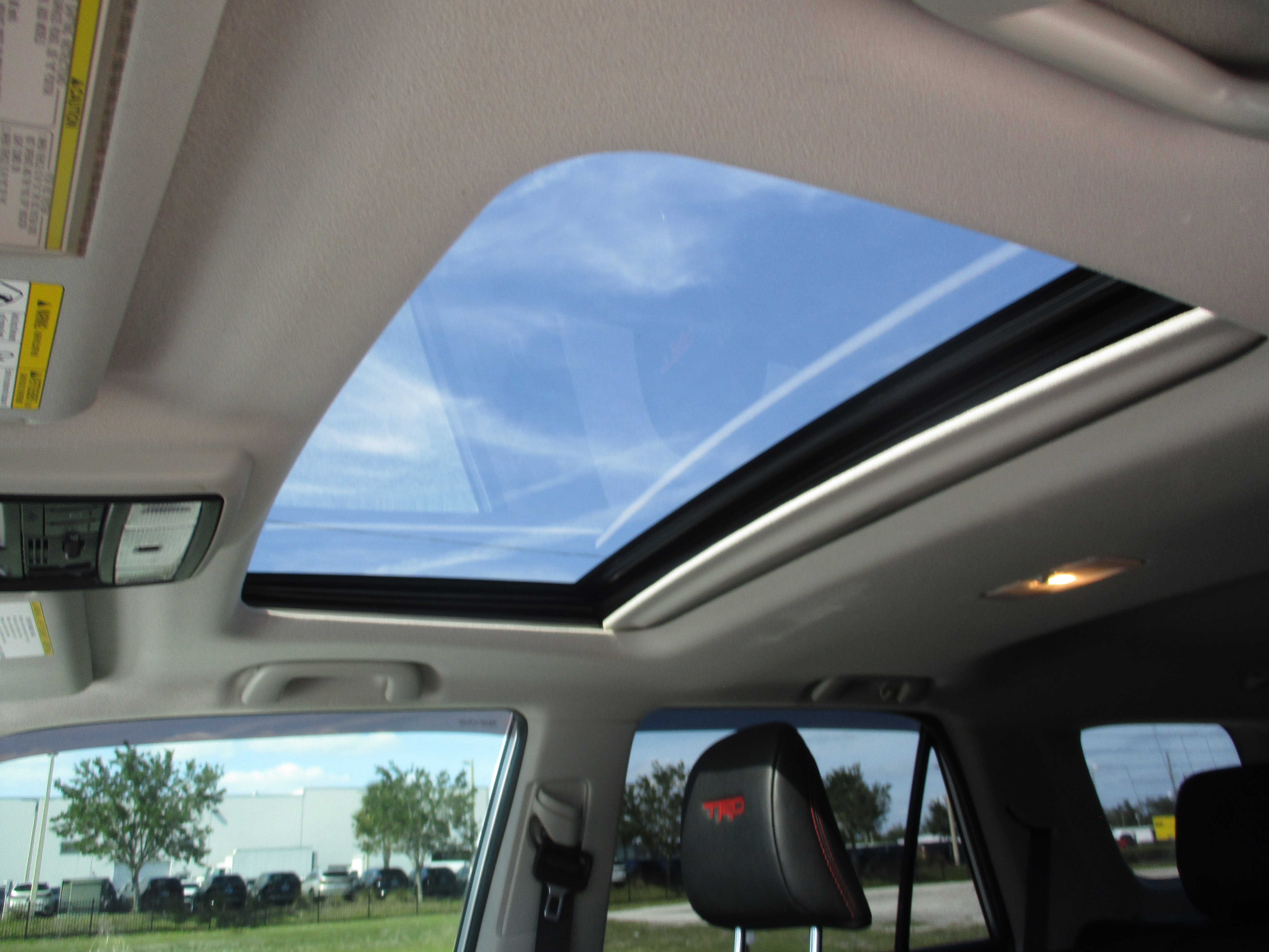 Used 2019 Toyota 4Runner TRD Off-Road Premium AWD/4WD image 15