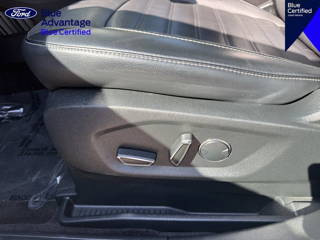 Certified 2018 Ford Edge SEL FWD image 19