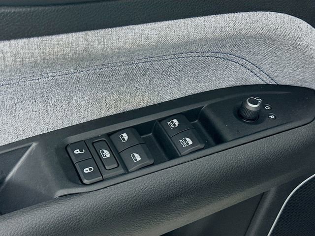 Used 2022 Jeep Compass Latitude w/ Convenience Group image 24